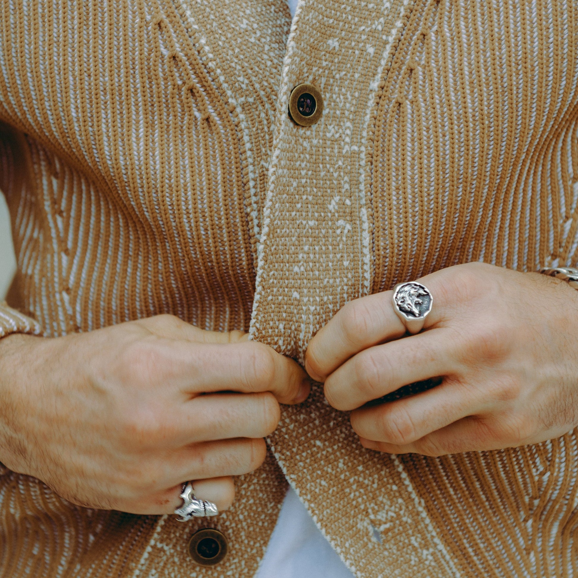 SAND KNIT CARDIGAN