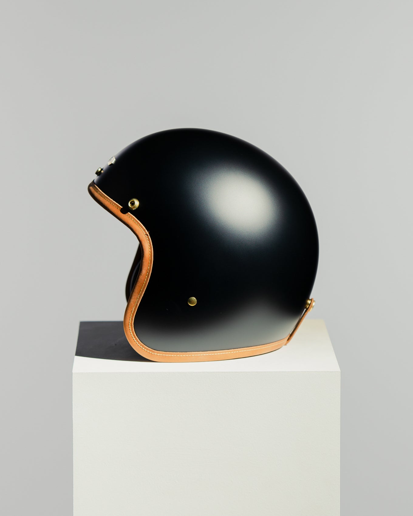 Hedonist Stable Black