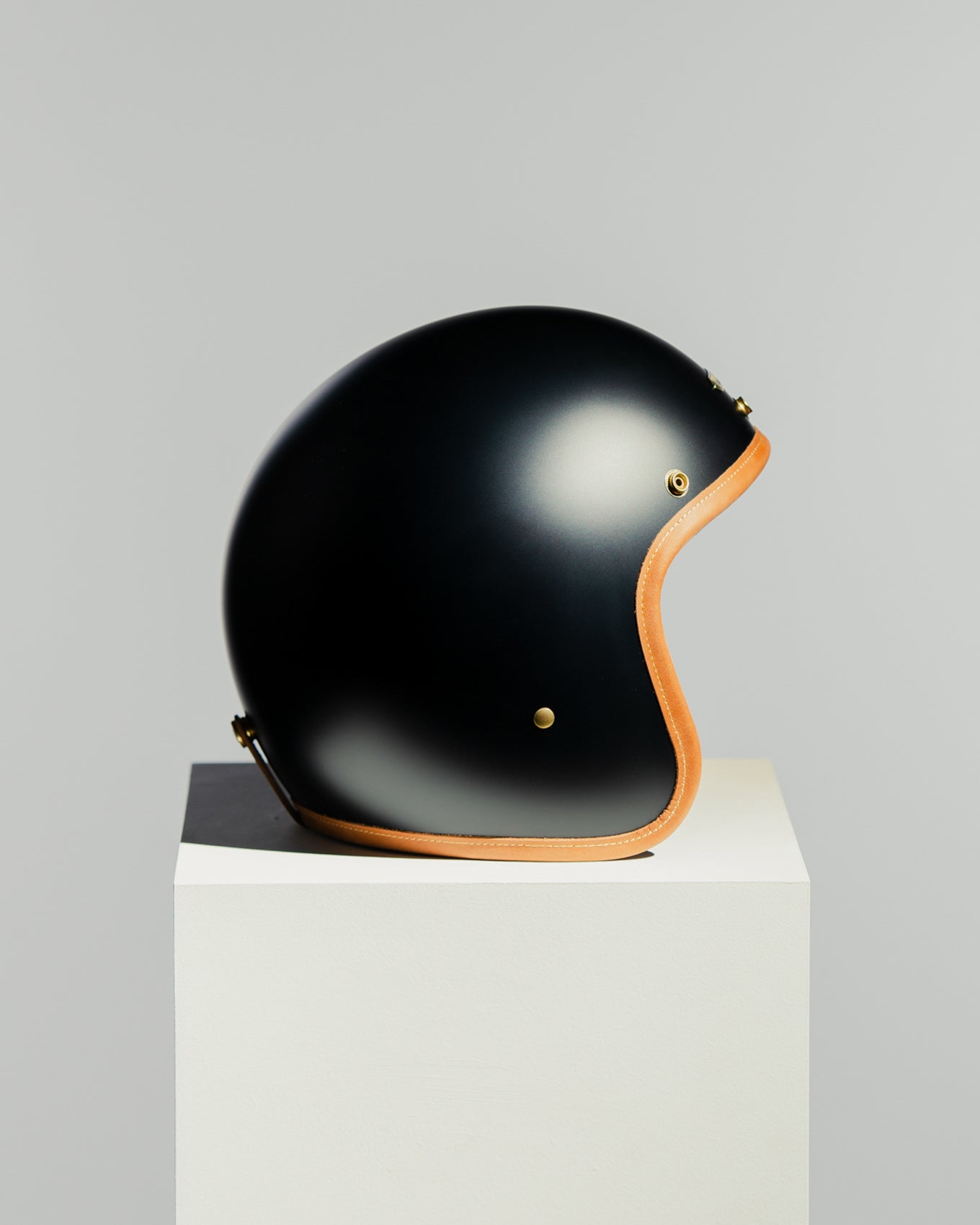 Hedonist Stable Black