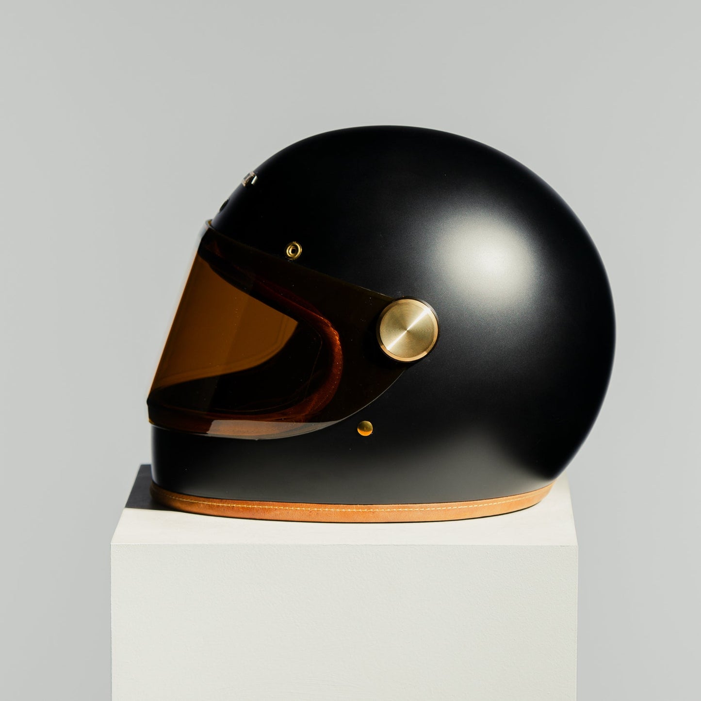 Heroine Racer Stable Black 2.0